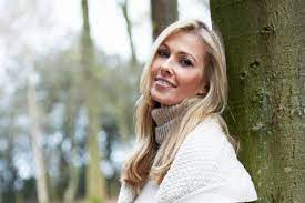 Her father was a marine commando who became the chief herdsman at the hatfield house and her mother was an opera singer. What Is Linette Beaumont Net Worth How Much Did She Earn From Eastenders