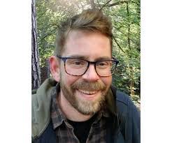 Linda Purcell's Instagram, Twitter & Facebook