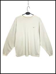 Les articles sont soigneusement sélectionnés parmi des créations de haute. Buy Sweat Oversize Nike Vintage Cheap Online