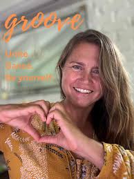 And this is how it's done 'FUN FRIDAY' bring some joy to your day, love the  team at 60 Plus Playground 🛝😃🙌 #fun #dance #timetoplay #60plusplayground  #60plusinfluencers #60plusplaygroundcommunity