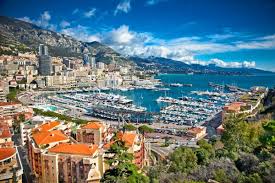 Monaco has a 5.47 km long land border with france and a 3.83 km long coastline on the mediterranean sea. Reisen Nach Monaco Entdecken Sie Monaco Mit Easyvoyage