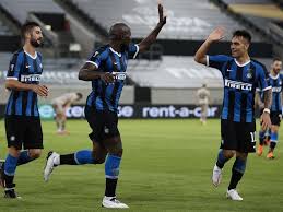 During his stay at manchester united, romelu was dating julia vandeweghe, who is a former model. Romelu Lukaku Lautaro Martinez Fire Five Star Inter Milan Into Europa League Final Football News