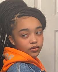 Simone Blair's Instagram, Twitter & Facebook