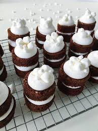 Hot Chocolate Mini Cakes Homemade Cake Recipes Mini Desserts Mini Cake Recipe