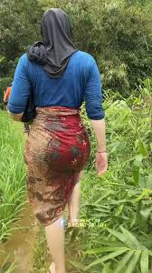 Meggyeggo leak nip slip top