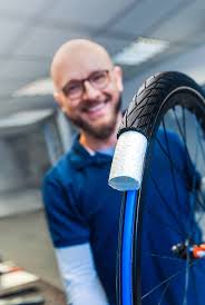 Presse Schwalbe Fahrradreifen Und Rollstuhlreifen