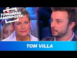 Tom Villa présente les chroniqueurs à sa façon