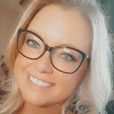 Trisha Rutherford's Instagram, Twitter & Facebook