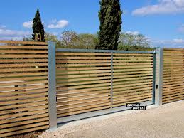 Habiller un portail en fer. Ocean Portail Acier Brun Doutte