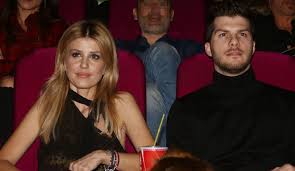 Love is found in simplicity and discretion.beloved greek politician @rapti_elena_official (first in votes in northern greece ) kept her special day secret from the public eye,until after the elections in célia kritharioti couture wedding gown walked down the aisle of a remote monastery, surrounded only by close family members.may their strong love and faith guide them for the rest of their. Loykas Giwrkas Mila Anoixta Gia To Xwrismo Toy Me Thn Elena Rapth Pagenews Gr