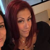 Jackie Fennell's Instagram, Twitter & Facebook