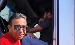 Trailero entra en crisis tras accidente en su trayecto de Monterrey a  Mérida; "tengo miedo de perder mi trabajo", dice