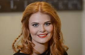 Kuvat: Idols-kilpailijasta tangokuningattareksi – Erika Vikmanin matka  tähdeksi | MTV Uutiset