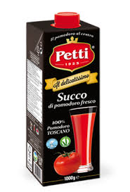Il pomodoro al centro della vita di una famiglia che ha fatto dei sapori veri e semplici della nostra terra la propria passione. Succhi Di Pomodoro Petti Rinfrescati Col Pomodoro