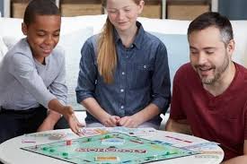 El monopoly es un juego de mesa clásico que le encanta a la gente de todas las edades. Monopoly Juego Plaza Vea Juego De Mesa Monopolio Hasbro Mario Junior Electronico Plazavea Supermercado Para El Videojuego De 1983 Vea Automonopoli