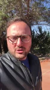 Bene il rinvio della “Bolkestein” per i balneatori; ma oltre ai diritti ci  sono anche i doveri: nel periodo estivo è imbarazzante il mortorio che  registriamo sul lungomare della nostra città.