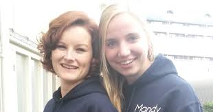 s1090237: Theaterproject 2015 : Dag 4; Presentatie KIK en MAAS Podium