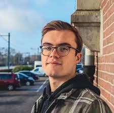 Charles Poke's Instagram, Twitter & Facebook