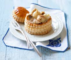 La Recette Vintage Les Bouchees A La Reine Bouchees A La Reine Alimentation Recette