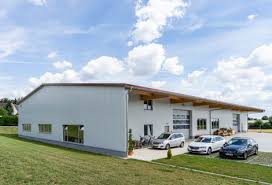 Kein ärger mit formularen, für sie erstellen wir den bauantrag fürs bauamt mit wärmeschutznachweis, sie brauchen nur noch zu unterschreiben, losschicken und fertig! Gewerbehallen Gewerbebau Industriebau Holzbau Binz