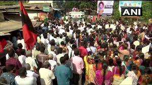 But when both become contenders for the top political post in the state, a rift develops between them. Friendship Day Date 2021 In Tamil Nadu Design Corral