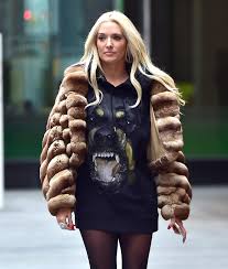 Erika girardi, known professionally as erika jayne, is a celebrity from season 24 of dancing with the stars. Erika Jayne From The Real Housewives Of Beverly Hills On Bella And Gigi Hadid Tom Ford And Vintage Alexander Mcqueen Vogue