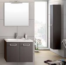 Mobile arredo bagno istambul 70 cm spazioso + colonna arredo ll mobile arredo bagno istambul da 70 cm, color grigio effetto legno con venature in rilievo, realizzato in resistente mdf con finitura in resina melaminica idrorepellente e antigraffio, è l'ideale per un bagno pratico e funzionale dal design sobrio e moderno. Arredo Bagno Mobile Line Da 60 Cm O 70 Con Lavabo