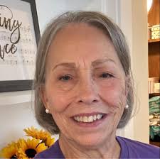 Where can I find a good open-faced roast beef sandwich or roast beef debris  po' boy near the French Quarter/Museum District in New Orleans?