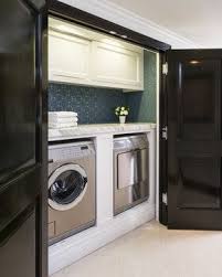 Hidden Laundry Room Good Idea If You Re House Is Not Big Enough To Build A Completely Separate Laun Waschkuchendesign Waschkuchenorganisation Zimmergestaltung