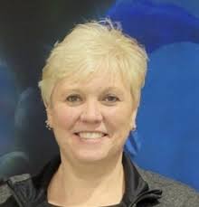 8ft tall steel spiral staircase with platform, steps are 19”. Vintage great  condition! Space saver!