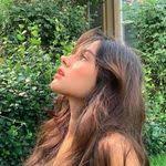 Kimberly Reep's Instagram, Twitter & Facebook