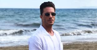 Jun 17, 2021 · αντιμέτωποι με μία ευχάριστη έκπληξη βρέθηκαν κάτοικοι και επισκέπτες στο ναύπλιο την τρίτη 25 μαΐου, καθώς ο πασίγνωστος πατρινός λαϊκός τραγουδιστής νίκος οικονομόπουλος εθεάθη στα. Nikos Oikonomopoylos Boltes Me Skafos Sta Ellhnika Nhsia Ok