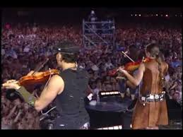 Shania Twain Man I Feel Like A Woman Live In Chicago Shania Twain Rock This Country Up Live In Chicago 22 Of 22 Shania Twain Music Genres Music Sing