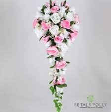 Peacock feathers are said to bring good luck and harmony, and it has become the hottest trend for weddings. Baby Pink White Rose Brides Teardrop Bouquet