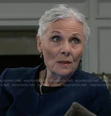 Tracy Quartermaine Outfits & Fashion