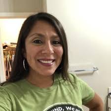 Stephanie Spry's Instagram, Twitter & Facebook