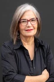 Agent profile for Desiree Meyer