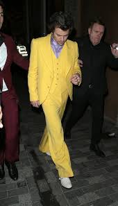 Can you guys put a jump scare warning on harry styles grammy's outfit my eyes started watering after seeing this. Harry Styles Yellow Marc Jacobs Suit At The Brit Awards 2020 Popsugar Fashion