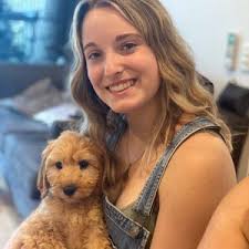 Isabella Curran's Instagram, Twitter & Facebook