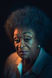 Vergonha não é ser escravo, mas colonizador', diz atriz Léa Garcia