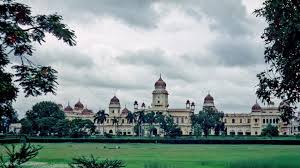 Lucknow university alumni foundation launches blood and plasma drive! Lucknow University Announces Summer Vacations Till May 15 Abpeducation