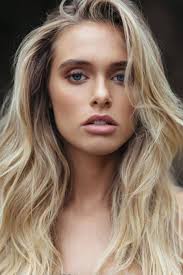 La dernière fille in 2020 hot hockey players, nashville. Ellie Ottaway Instagram Model Wedding Ring Boyfriend Net Worth