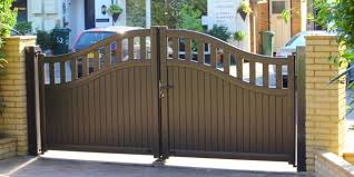 Explore the beautiful metal gate photo gallery and find out. Aluminium Gate Colours And Wood Effect Finishes For Our Aluminium Gates