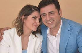 Dılda demirtaş ve delal demirtaş'tır. Selahattin Demirtas In Kizlariyla Gorusmesine Izin Verilmedi Tele1