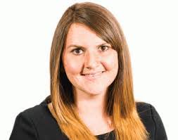 Lisa Digby's Instagram, Twitter & Facebook