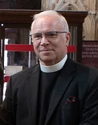 David Hoyle (priest)