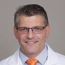 Daniel Wind's Instagram, Twitter & Facebook