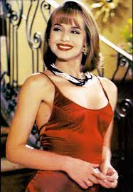 Paola miranda, la primera dama de méxico, vive un infierno al lado del es así como paulina se convierte en «la usurpadora» y llega a la residencia presidencial de los pinos. Caray Caray La Usurpadora 1998 And 21 Years Later