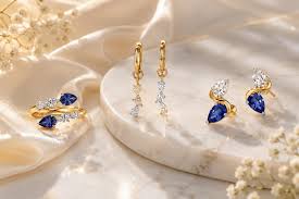 Why Modern Luxury Jewelry Is Shifting Toward Everyday Wear - Balzaro  magazine