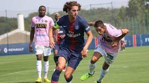 Before the reunion with the public next week in orléans, psg will face chambly (national), this saturday at 11 am, again behind closed doors, at the camp des loges. Le Fc Chambly Affrontera Le Paris Sg En Amical Le 17 Juillet
